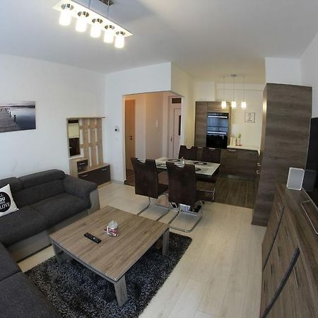 Ferienwohnung Urban Apartman Miskolc Exterior foto