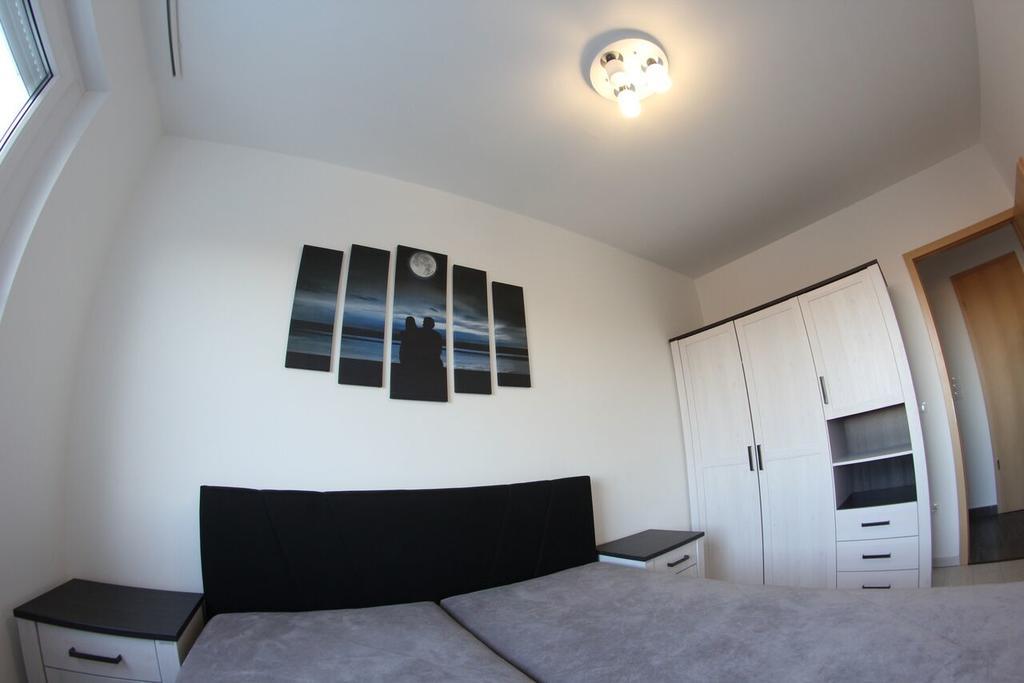 Ferienwohnung Urban Apartman Miskolc Exterior foto